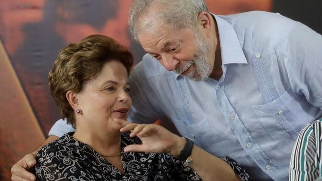  Dilma Rousseff fue elegida como presidenta del Banco de los Brics
 