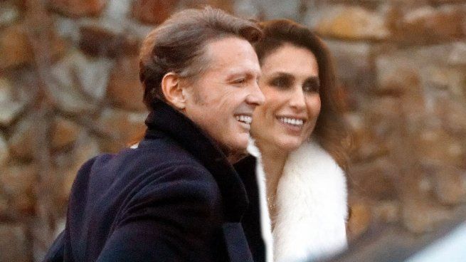  Luis Miguel sorprendió por su look durante sus vacaciones con su nueva novia
 