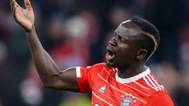  Bayern Múnich suspendió a Mané por pegarle a un compañero y hasta podría echarlo
 