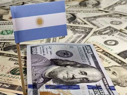  Dólar blue sin freno: en algunas provincias ya toca los $406
 