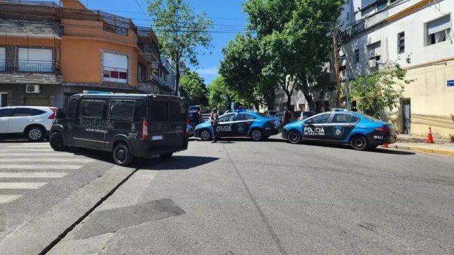  Una falsa denuncia derivó en un fuerte operativo policial en Villa Urquiza 
 