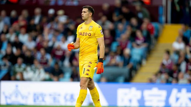  Con un sensacional Dibu Martínez, Aston Villa goleó a Newcastle
 