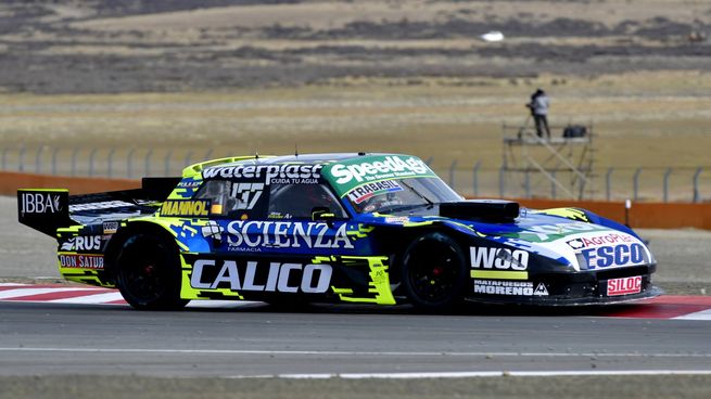  Fritzler logró su primera pole en el Turismo Carretera en el estreno de El Calafate
 