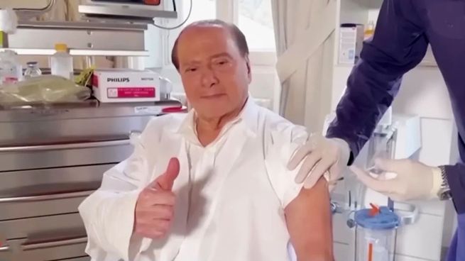  Italia: Silvio Berlusconi salió de terapia intensiva tras doce días en estado crítico
 