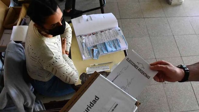  Elecciones en Trelew: cerraron los comicios y se espera cerrada definición entre JxC y el Frente de Todos
 