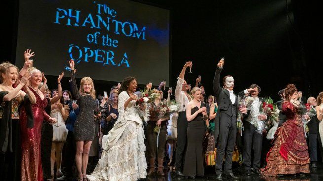  El fantasma de la Ópera le dice adiós a Broadway tras 35 años en cartel
 