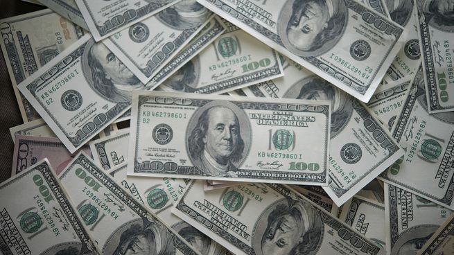  Dólar futuro también subió con fuerza: a cuánto trepó para fin de año
 