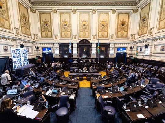  Iniciativa para regular a Rappi y Pedidos Ya abre nuevo frente de batalla en la Legislatura
 