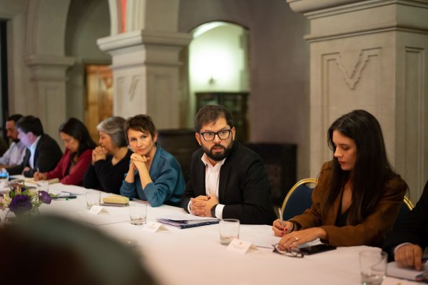 Boric refuerza el llamado al oficialismo a “avanzar con unidad” en cónclave por agenda de seguridad