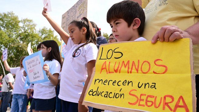  Violencia en Rosario: dispusieron un plan de seguridad para las escuelas 
 