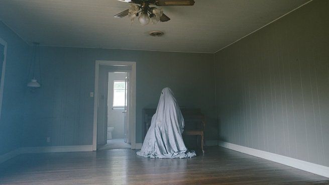  A Ghost Story: una manera original de mostrar un fantasma y retomar las raíces del primer cine
 