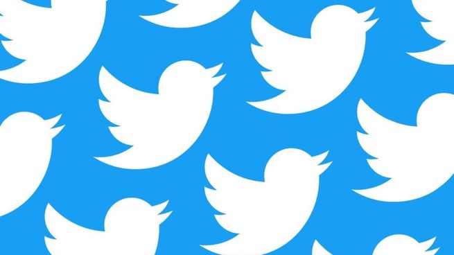  Tras las quejas, Twitter reestableció el tilde azul para algunos medios y famosos
 