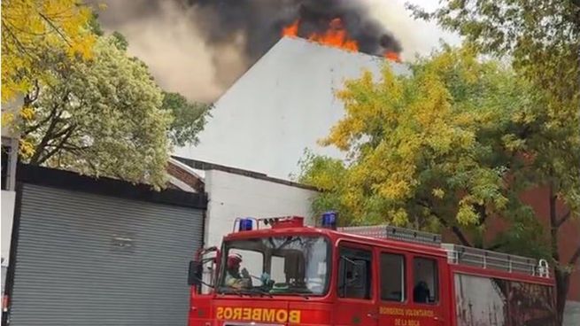  Incendio en Barracas: se quema un depósito donde funcionaba Iron Mountain
 