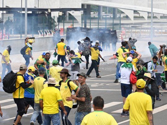  Intento de golpe en Brasil: Gobierno denunció una conspiración de generales bolsonaristas
 