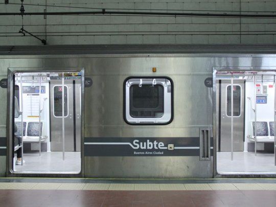  Subtes: la línea D no funcionará durante dos horas por una medida de fuerza
 