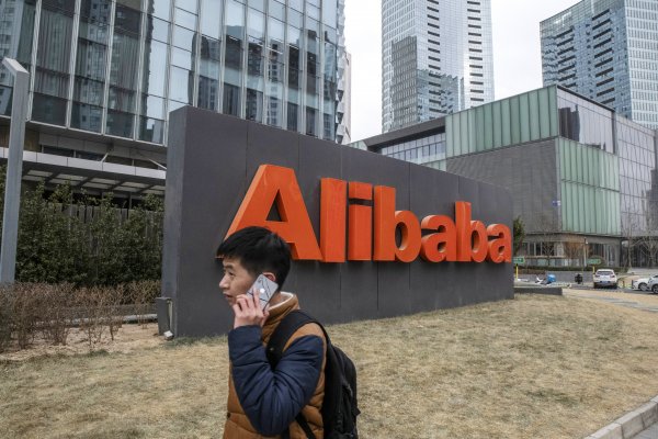 Alibaba reduce los precios de la nube para estimular el crecimiento antes de una posible salida a bolsa