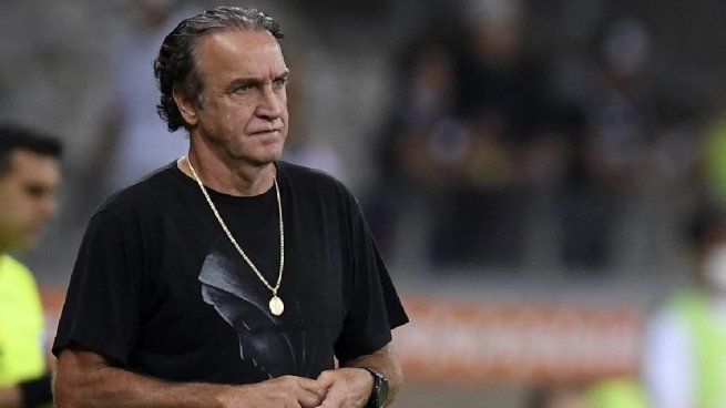  Corinthians echó a su DT, a 6 días de contratarlo, por un caso de violación de 1987
 