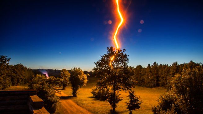  Insólito: el impacto de un rayo creó un mineral que sólo se había visto en meteoritos
 