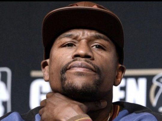  Mayweather hará una extraña exhibición contra el nieto de un afamado mafioso
 