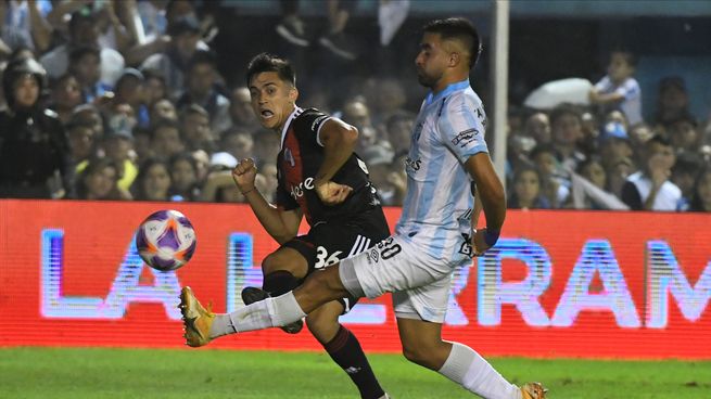  River rescató un punto en el final y estiró levemente su ventaja en la cima
 