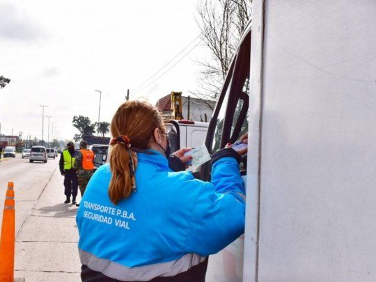  Controles viales en todo el país por el finde XL: ¿cuál es la documentación requerida para circular?
 