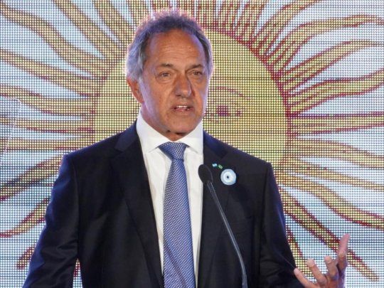  Daniel Scioli consolida con su precandidatura: inauguró un búnker de campaña
 