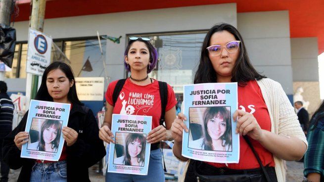  Familia de mujer trans pide investigar su muerte en una comisaría de Pilar
 