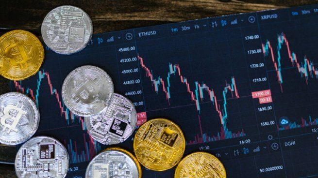  Las criptomonedas cierran el mes de abril: ¿cuáles fueron las de mejor y peor rendimiento?
 