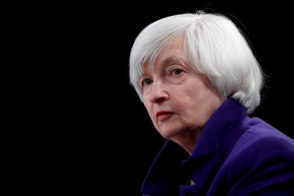 Yellen advierte que EEUU podría quedarse sin liquidez en junio si no se eleva el límite de deuda