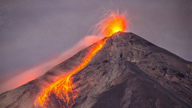  Centroamérica en alerta total por la erupción del volcán más activo
 