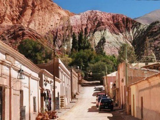  Jujuy: detienen a una turista alemana por robar en comercios de Purmamarca
 