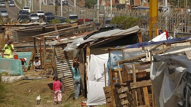  Grave: 1,2 millones de personas viven en condiciones de hacinamiento crítico en Argentina
 