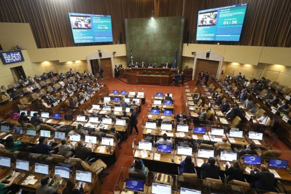 Diputados despachan a tercer trámite al Senado proyecto sobre protección de datos personales