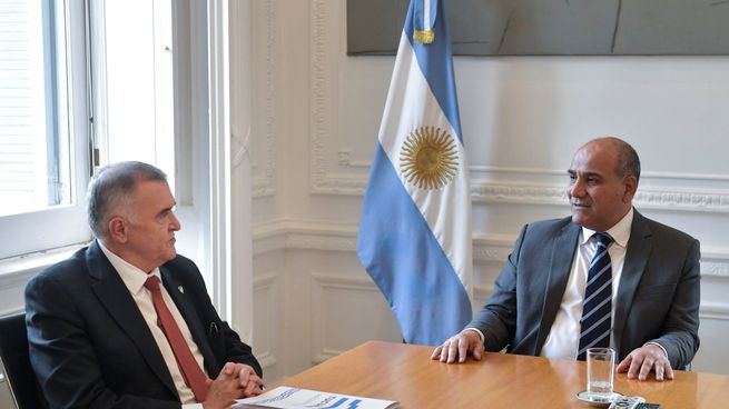  La Casa de Gobierno de Tucumán en estado de parálisis por la decisión de la Corte 
 