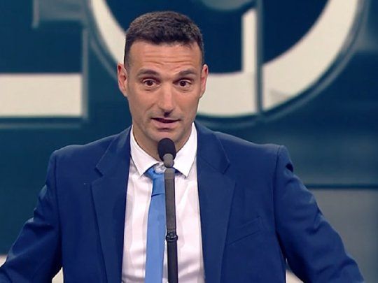  Scaloni reveló que cambió la forma de juego de la Selección para que Messi logre su mejor versión
 