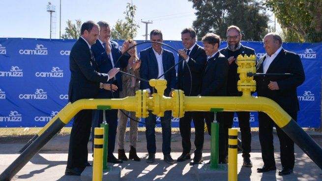  Massa inauguró un gasoducto junto a Kicillof y reiteró su pedido de 