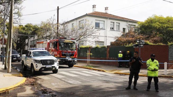  Amenazas de bomba en escuelas: el menor detenido tenía armas en su casa
 