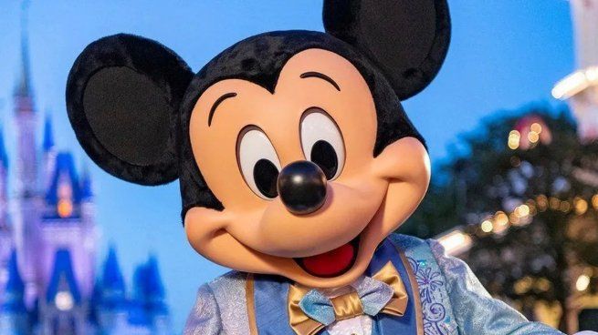  Las acciones de Disney se desploman tras fuerte pérdida de suscriptores en el primer trimestre
 