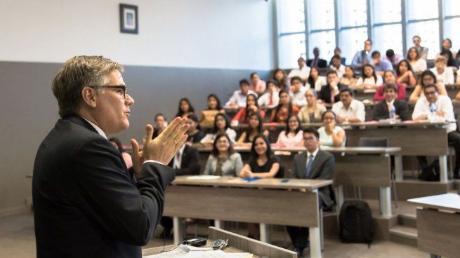  Día del Docente Universitario: ¿por qué se conmemora cada 15 de mayo?
 