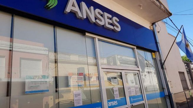  ANSES pagará $11.465 a cuatro grupos de trabajadores en abril
 