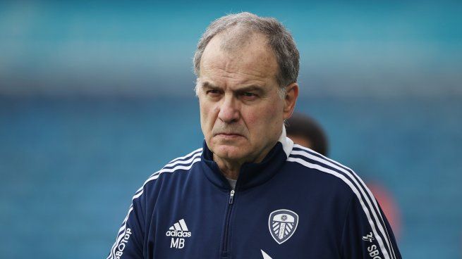  Uruguay oficializó la llegada de Marcelo Bielsa como DT de su selección
 