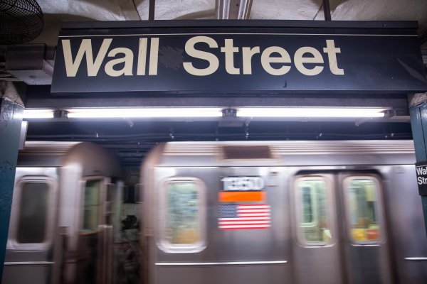 Futuros de Wall Street suben con renovadas esperanzas sobre el techo de la deuda en Washington