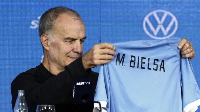  Bielsa presentado en Uruguay: 