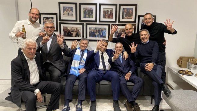  Mauricio Macri festejó el triunfo de Manchester City junto a Pep Guardiola
 