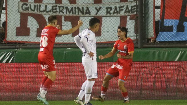  Arsenal frenó a Independiente y se ilusiona con la salvación
 