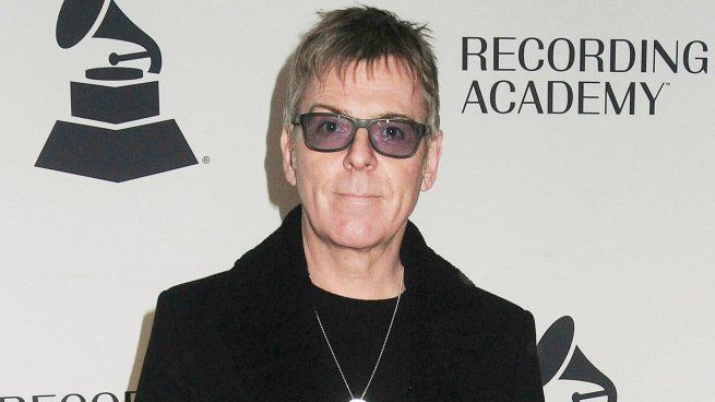  Murió Andy Rourke, bajista de The Smiths
 