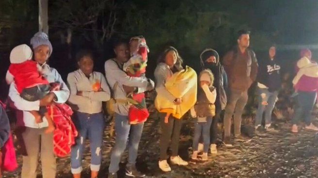  México: encontraron a 49 migrantes secuestrados en un micro
 