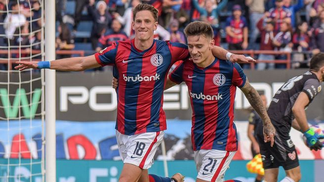  San Lorenzo ganó en el final y se acerca cada vez más a la cima
 