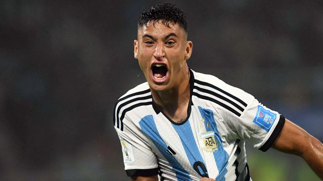  En un debut exigente, Argentina lo dio vuelta y arrancó el Mundial Sub 20 de la mejor forma
 