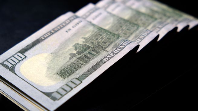  Dólar blue hoy: a cuánto cerró este martes 23 de mayo de 2023
 